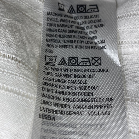 NWOT Denim & Co white button front big shirt with flicked dot. - Picture 8 of 10